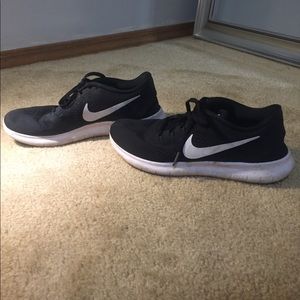 Black nike free run